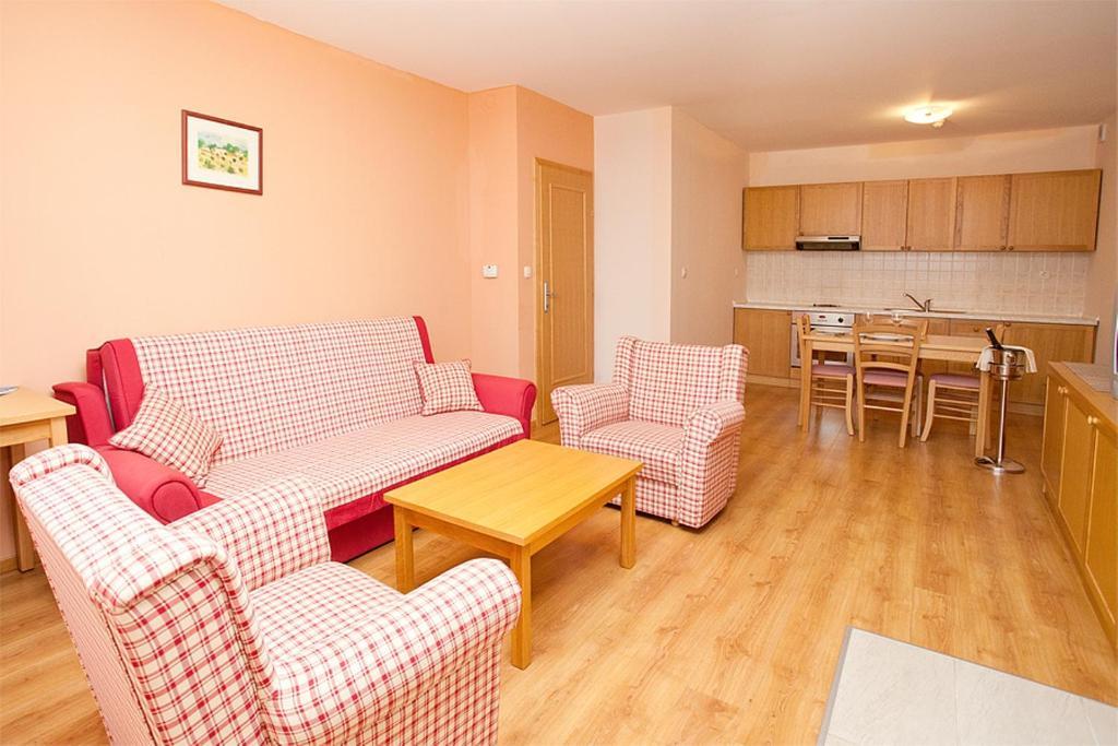 Aparthotel Snjezna Kraljica Stubicke Toplice Quarto foto